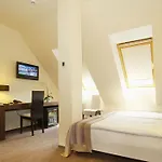 M5 Self-service Boutique 4*