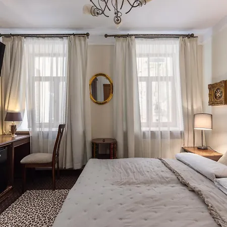 M5 Self-service Boutique 4*