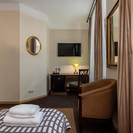 M5 Self-service Boutique 3*
