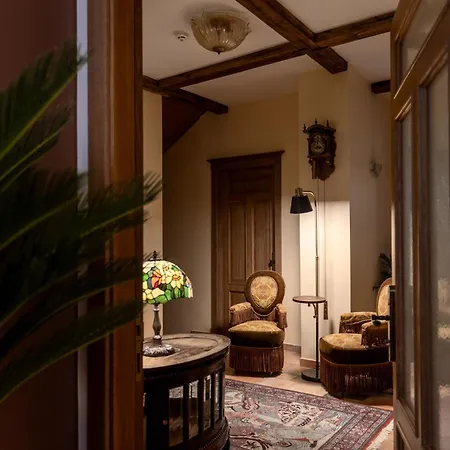 M5 Self-service Boutique 4*