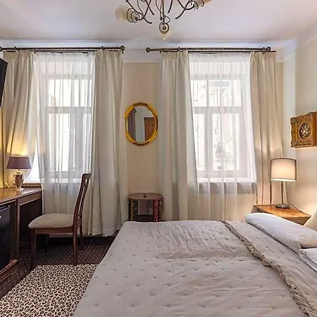 M5 Self-service Boutique Hotel 4*