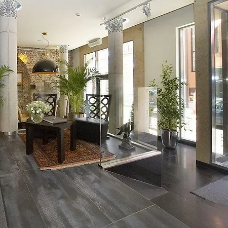 M5 Self-service Boutique