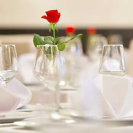 M5 Self-service Boutique 4*