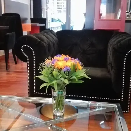 M5 Self-service Boutique