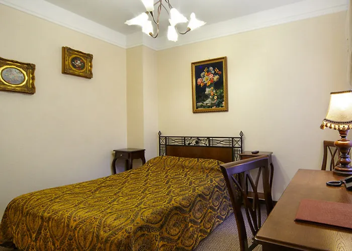 M5 Self-service Boutique 4*